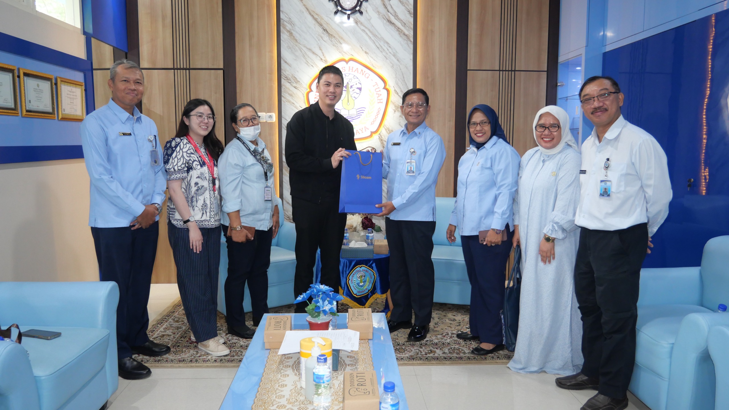 WhatsApp Image 2026-02-12 at 19.01.05