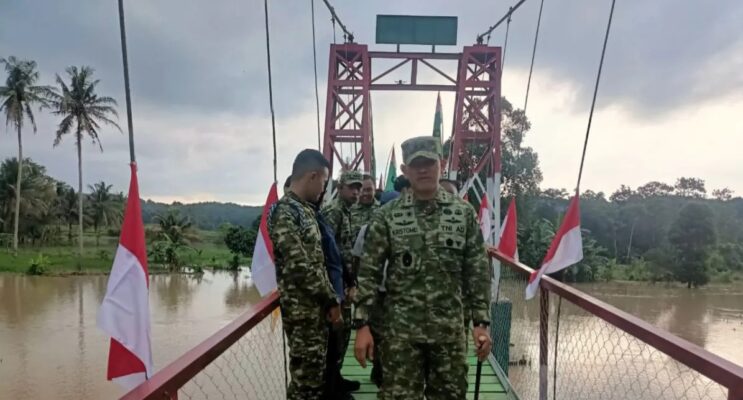 1000816035.jpg-743x400