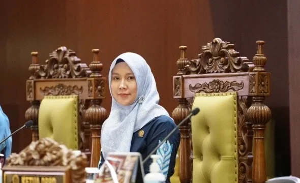 agny4hfog88ksww8c0w4s (1)